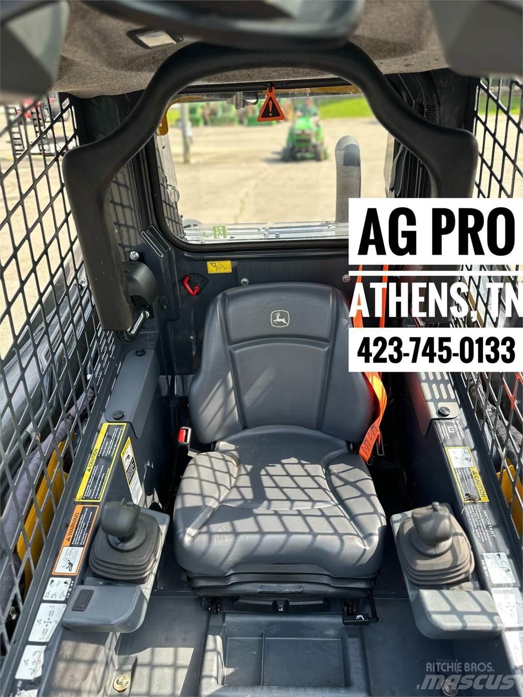 John Deere 324G Kompaktlastare