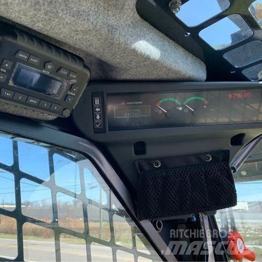 John Deere 324G Kompaktlastare
