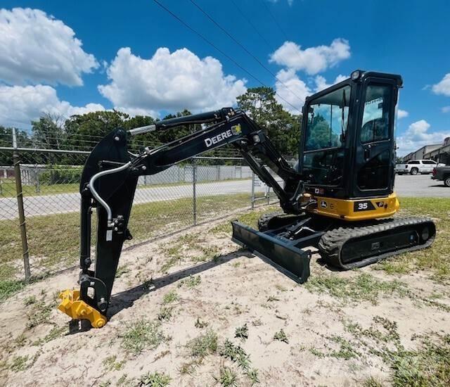 John Deere 35 P Minigrävare < 7t