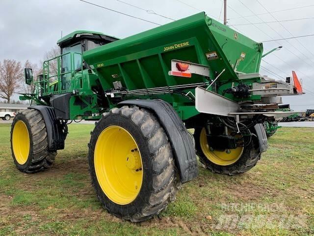 John Deere 400R Dragna sprutor