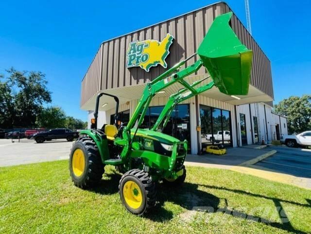 John Deere 4044M Traktorer