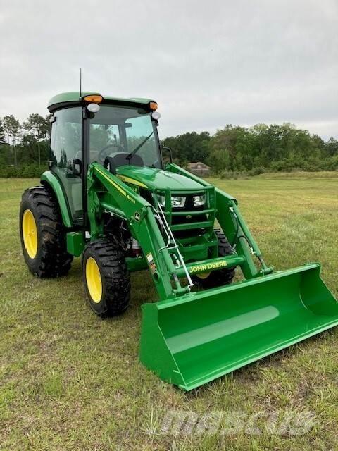 John Deere 4044R Traktorer