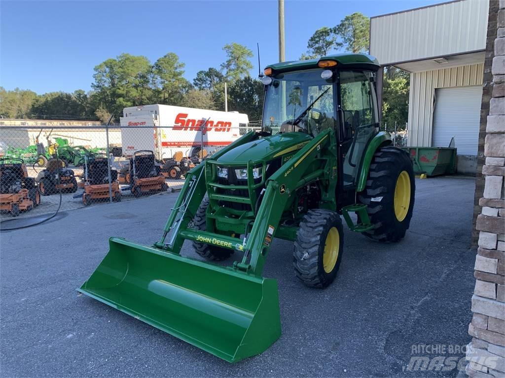 John Deere 4052R Traktorer