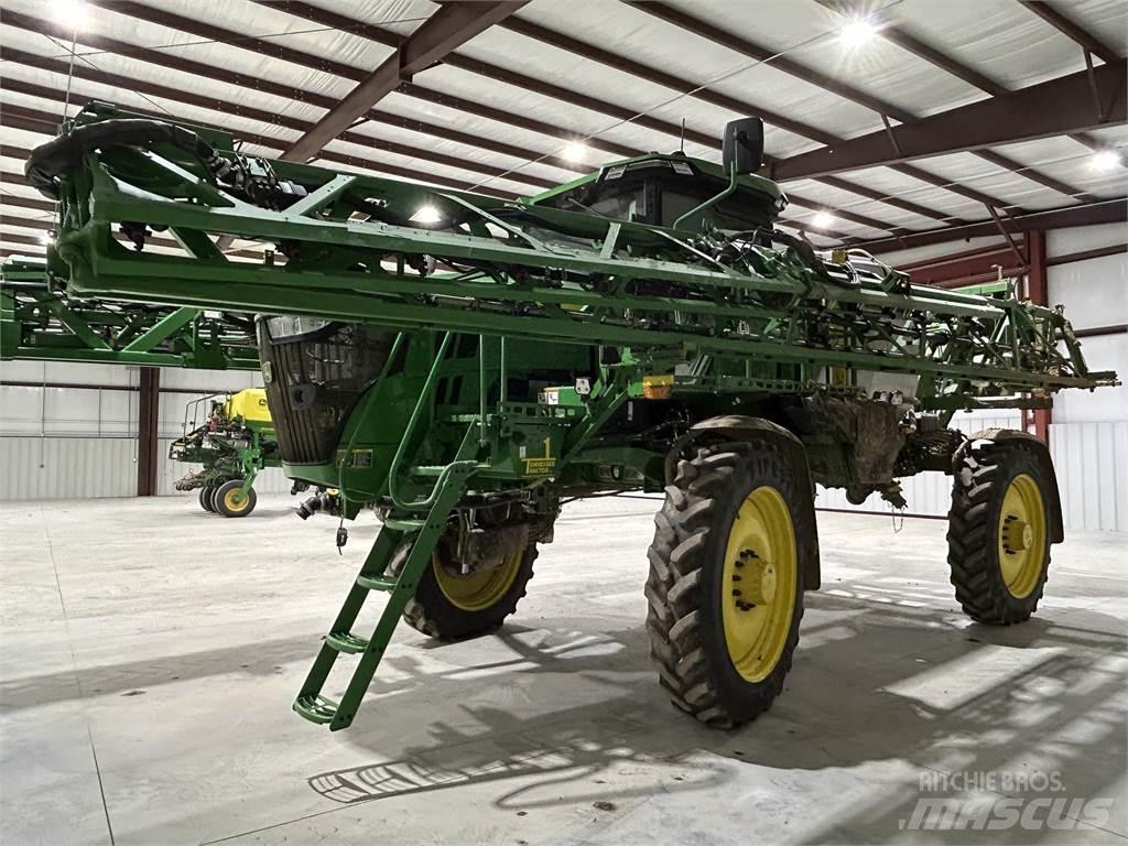 John Deere 412R Dragna sprutor