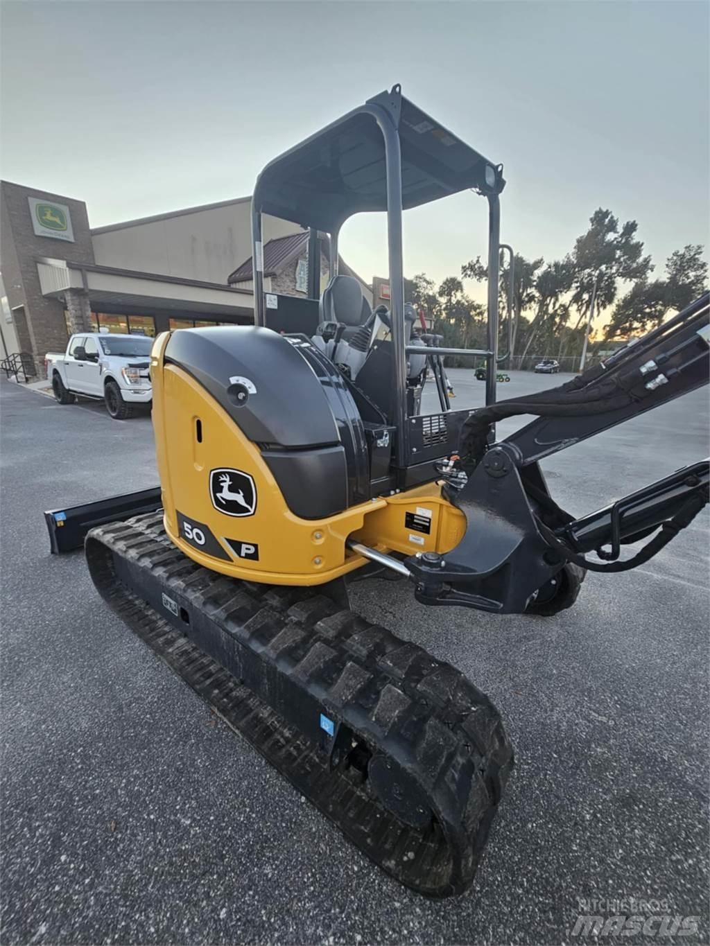 John Deere 50 P Minigrävare < 7t