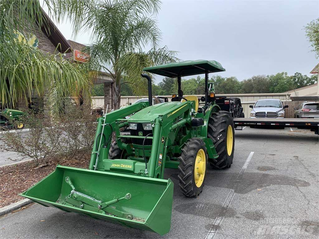 John Deere 5045E Traktorer