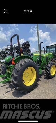 John Deere 5060E Traktorer