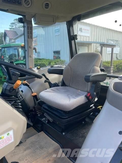 John Deere 5067E Traktorer