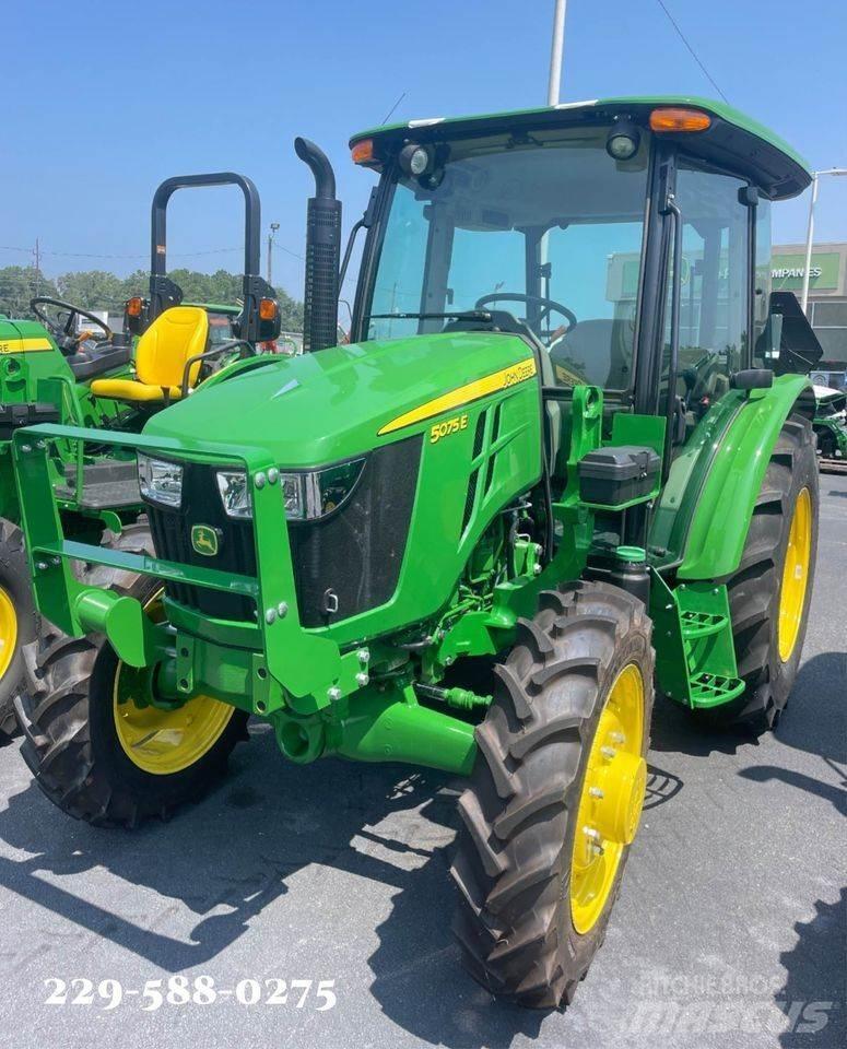 John Deere 5075E Traktorer