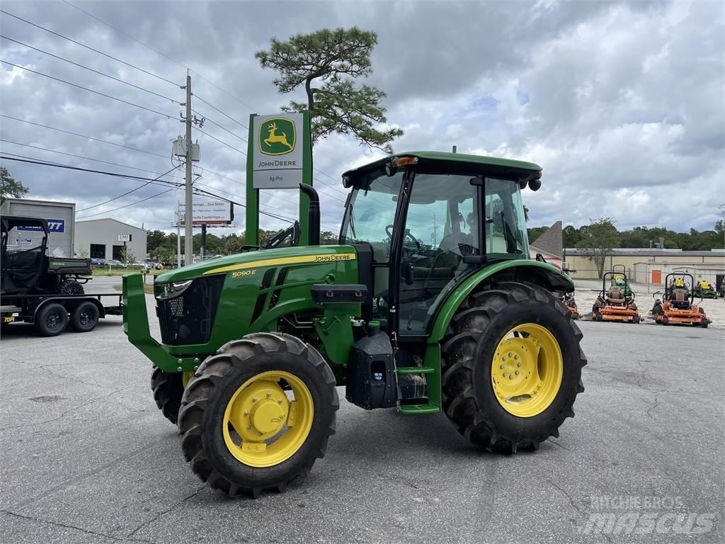 John Deere 5090E Traktorer