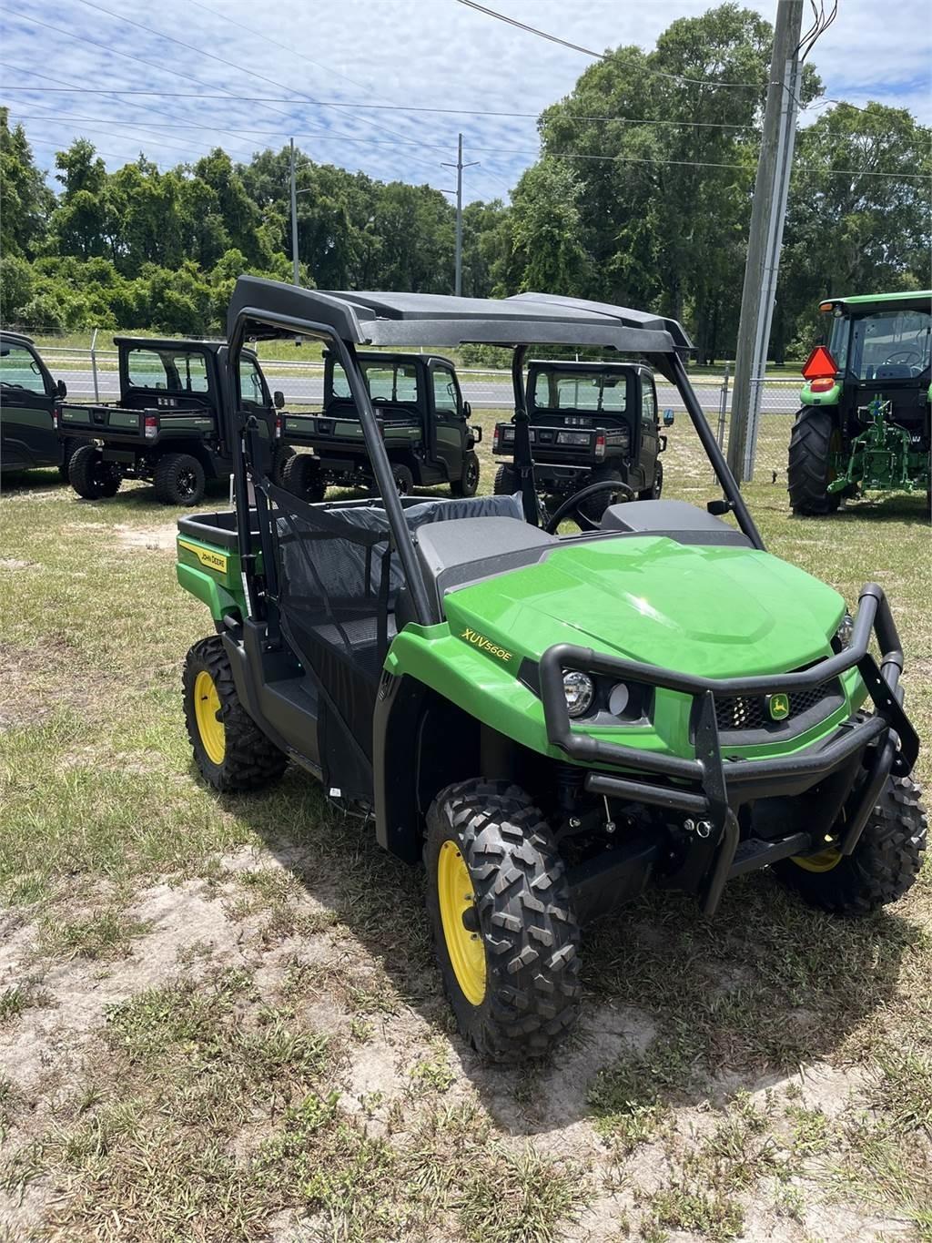 John Deere 560E Redskapsbärare