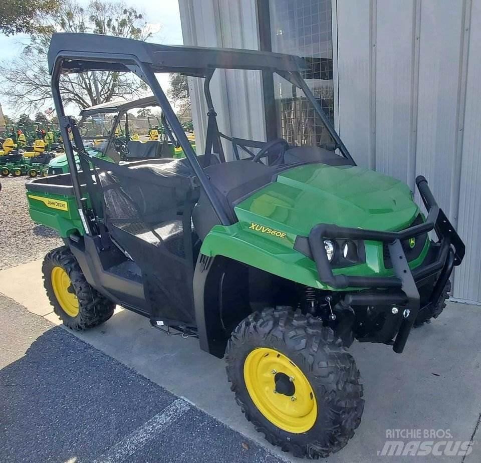 John Deere 560E Redskapsbärare