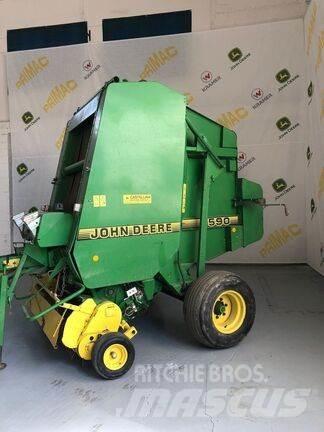 John Deere 590 Rundbalspressar