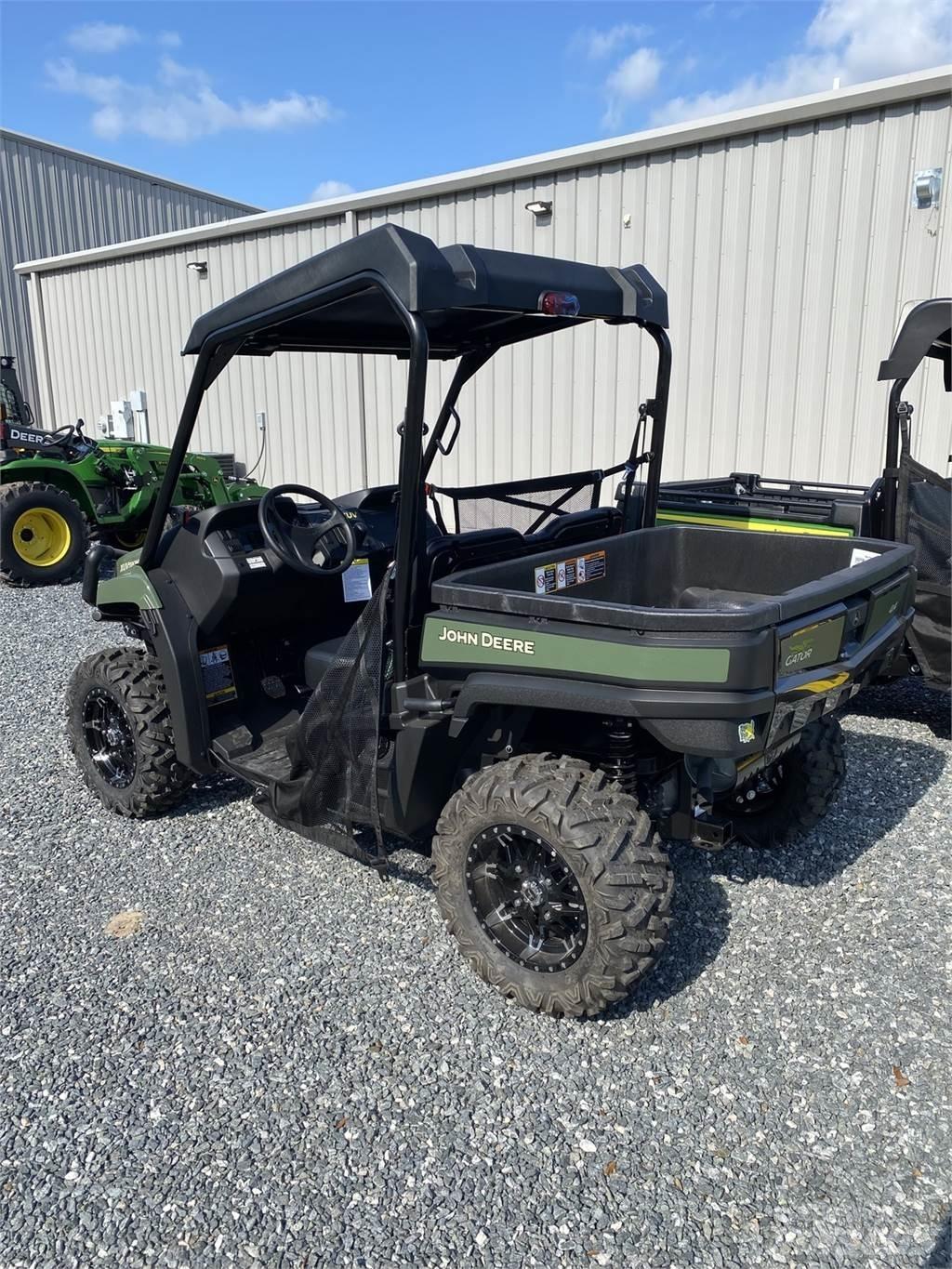John Deere 590M Redskapsbärare