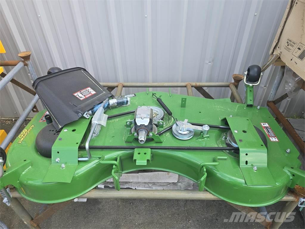 John Deere 60D Åkgräsklippare