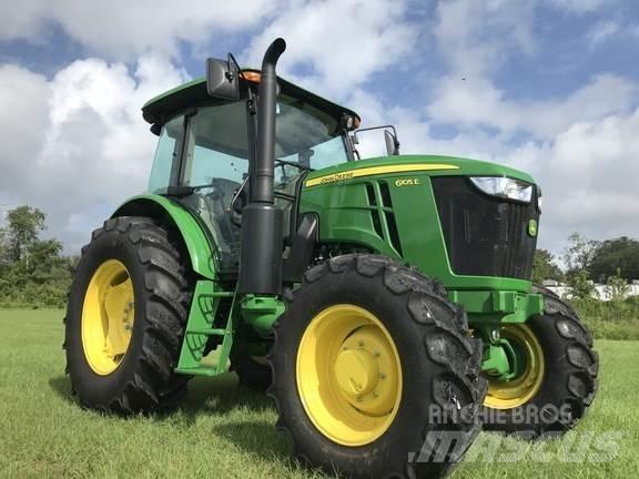 John Deere 6105E Traktorer