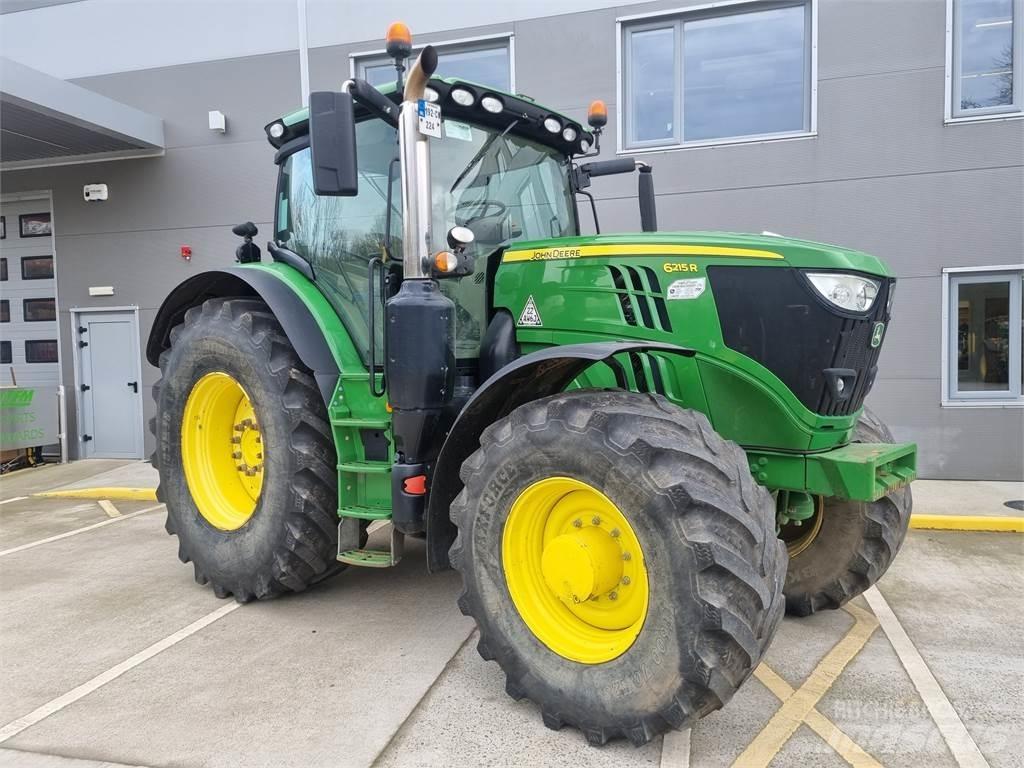 John Deere 6215R Traktorer