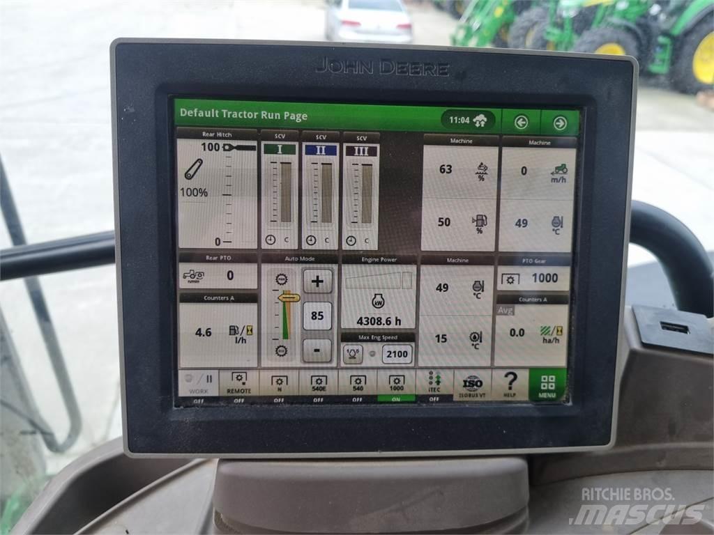 John Deere 6215R Traktorer