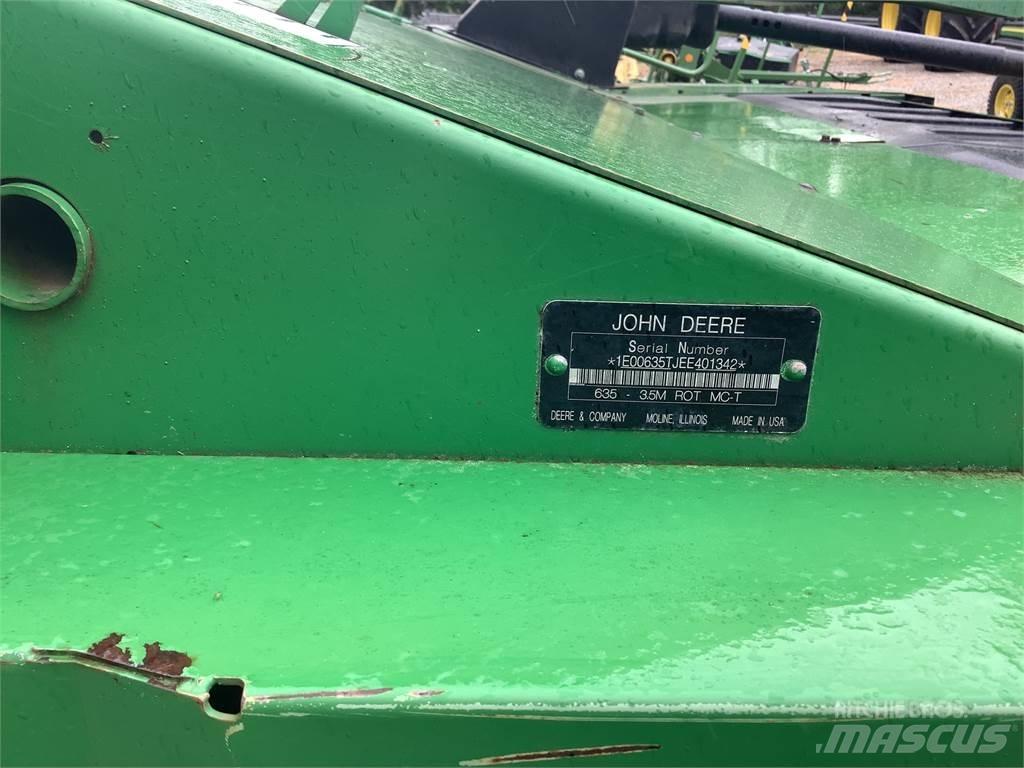 John Deere 635 Slåtterkrossar
