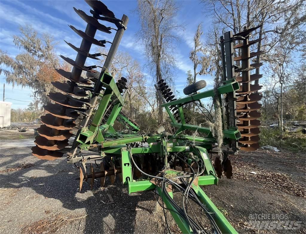 John Deere 637 Tallriksredskap