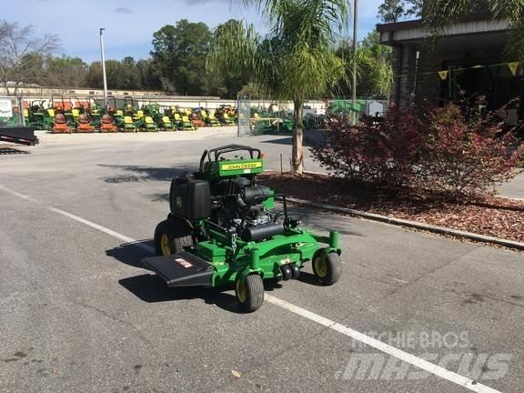 John Deere 648R Åkgräsklippare