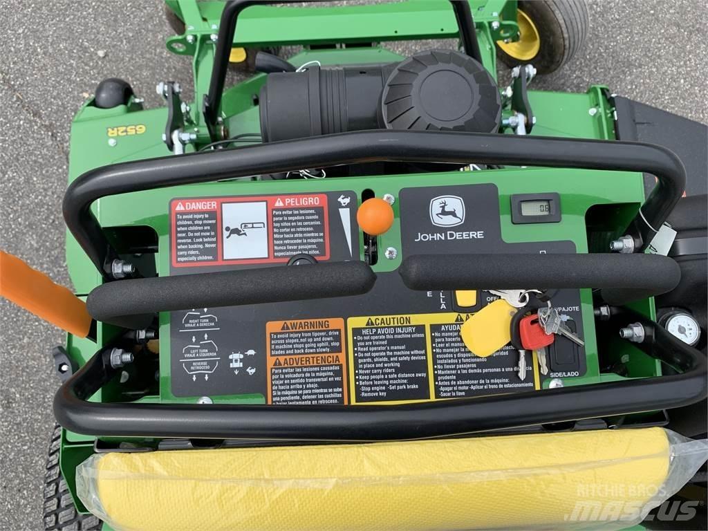 John Deere 652R Åkgräsklippare