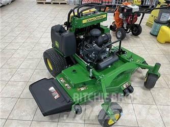John Deere 661R Åkgräsklippare