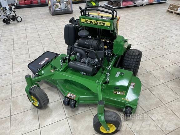 John Deere 661R Åkgräsklippare