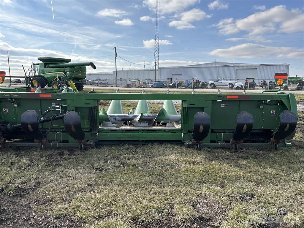 John Deere 708C Trösktillbehör