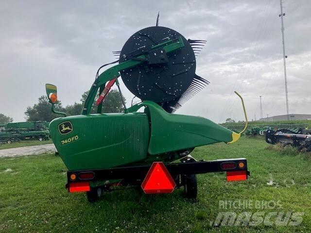 John Deere 712C Trösktillbehör