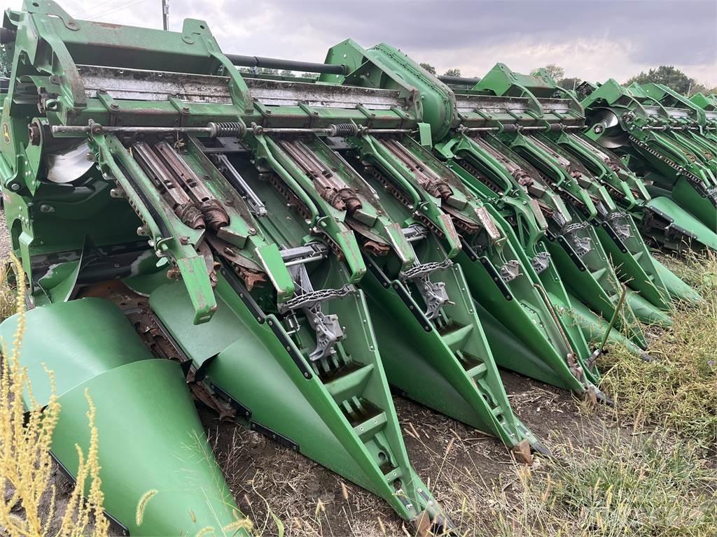 John Deere 712FC Trösktillbehör
