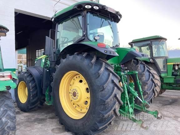John Deere 7230R Traktorer