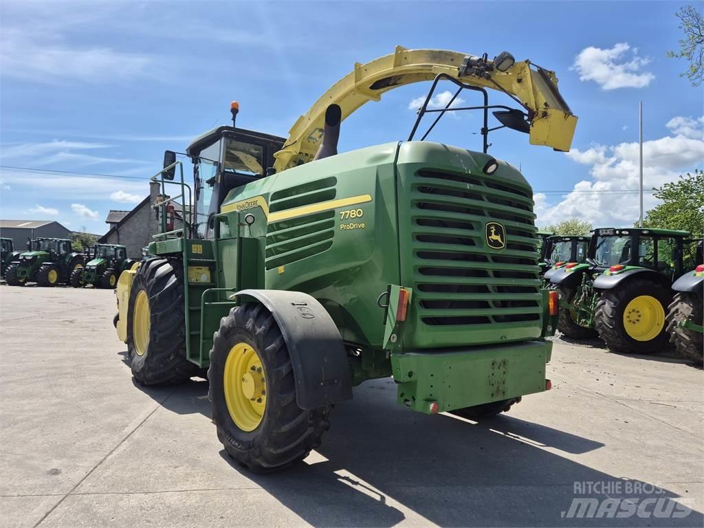 John Deere 7780 Fälthackar