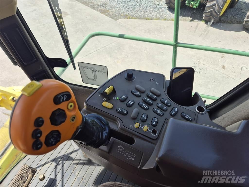 John Deere 7780 Fälthackar