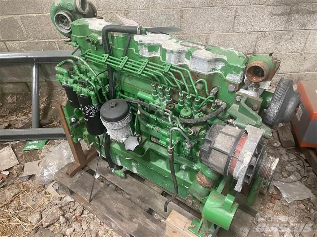 John Deere 8.1L Motorer