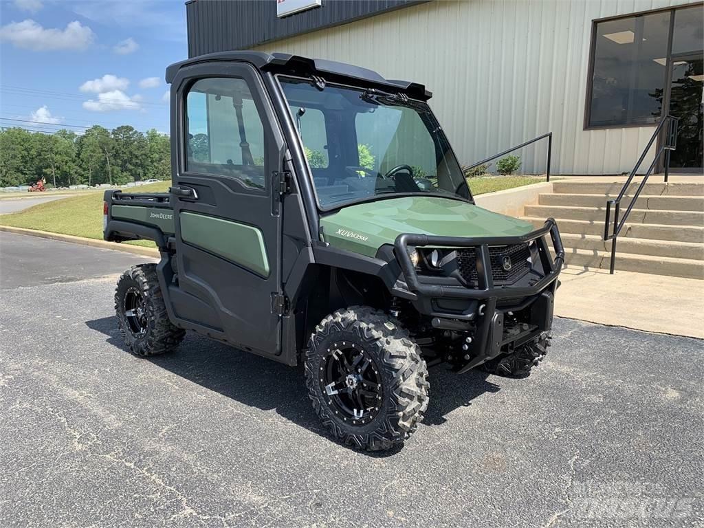 John Deere 835M Redskapsbärare