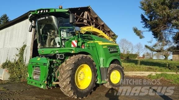 John Deere 8400 Fälthackar