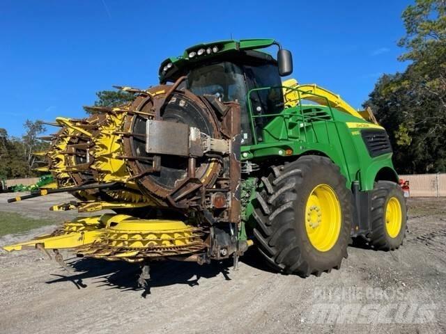 John Deere 9900 Fälthackar