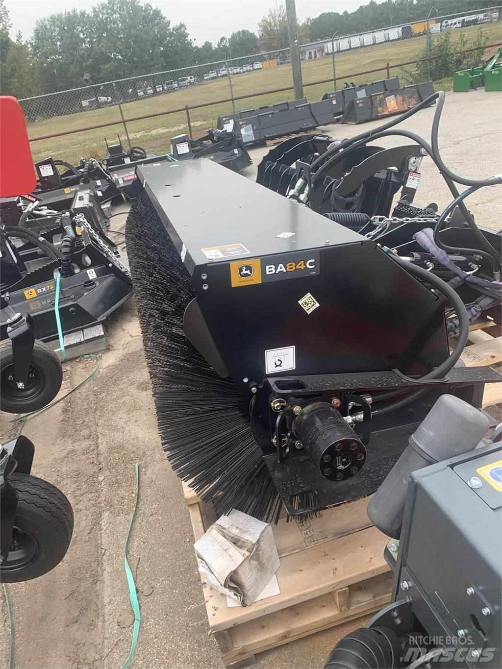 John Deere BA84C Entreprenad - Övrigt