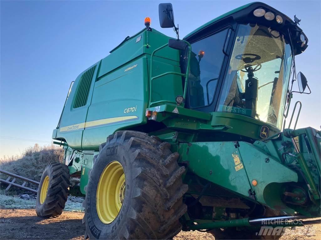 John Deere C670 Skördetröskor