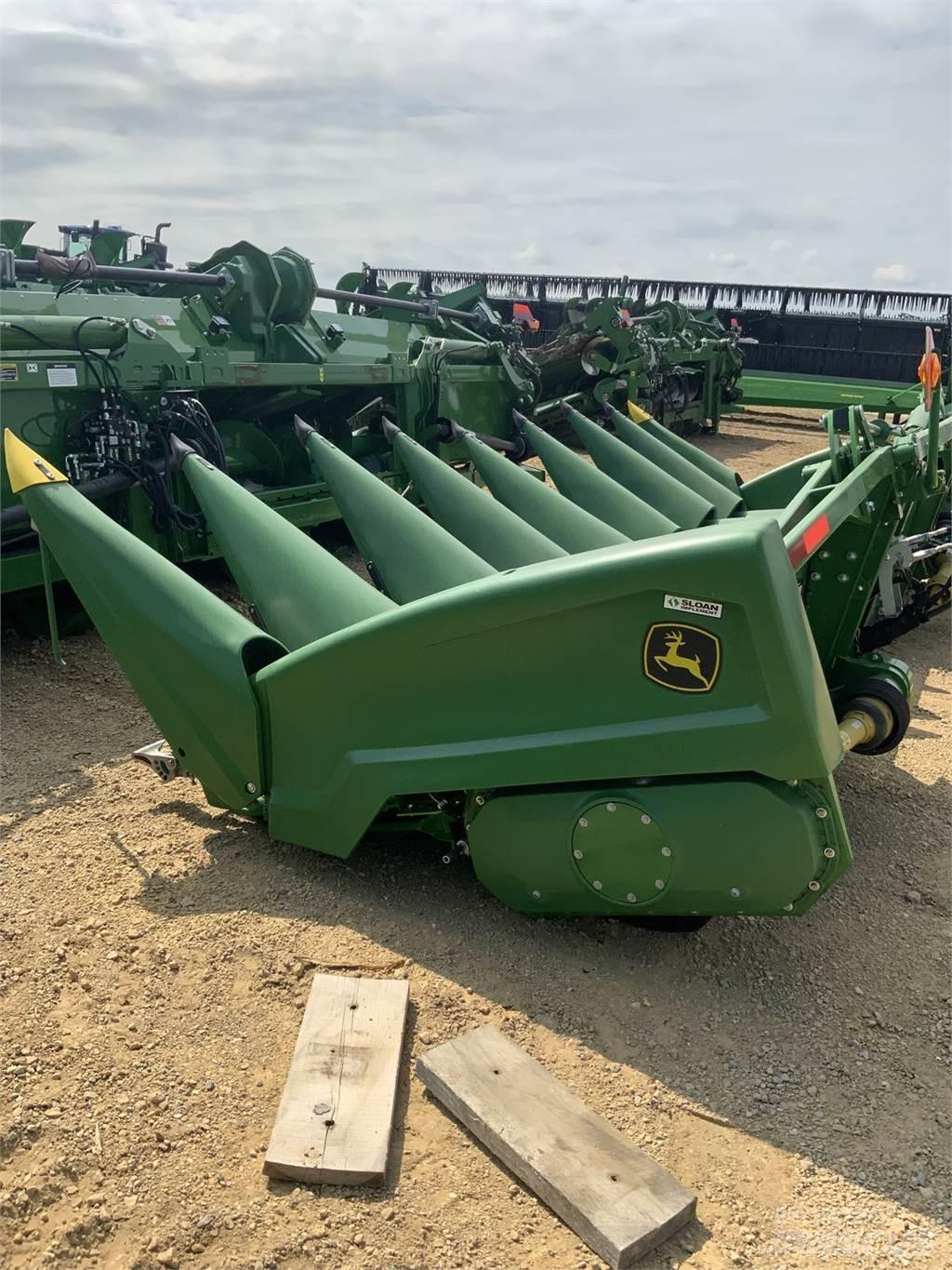 John Deere C8F Trösktillbehör
