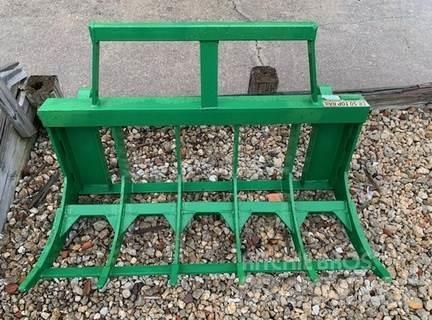 John Deere CR50 Gripar