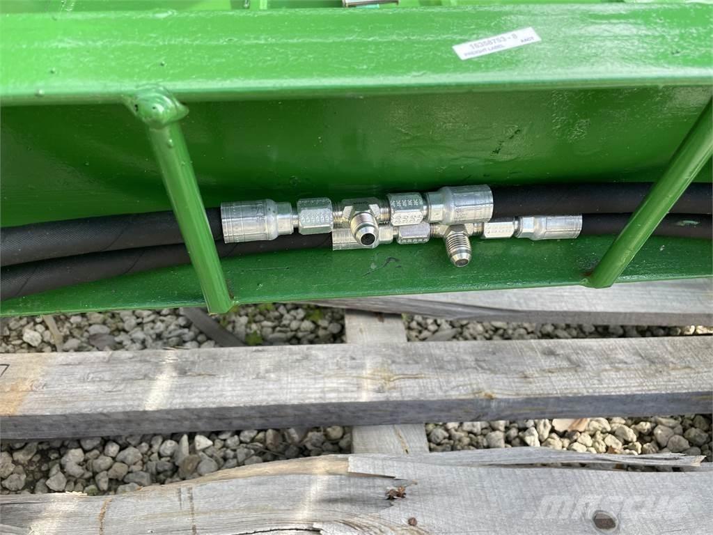 John Deere CR61G Övriga traktortillbehör