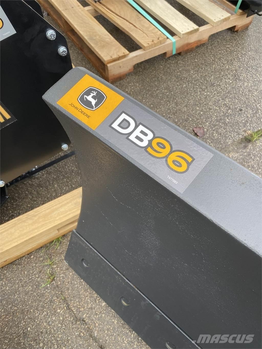 John Deere DB96 Entreprenad - Övrigt