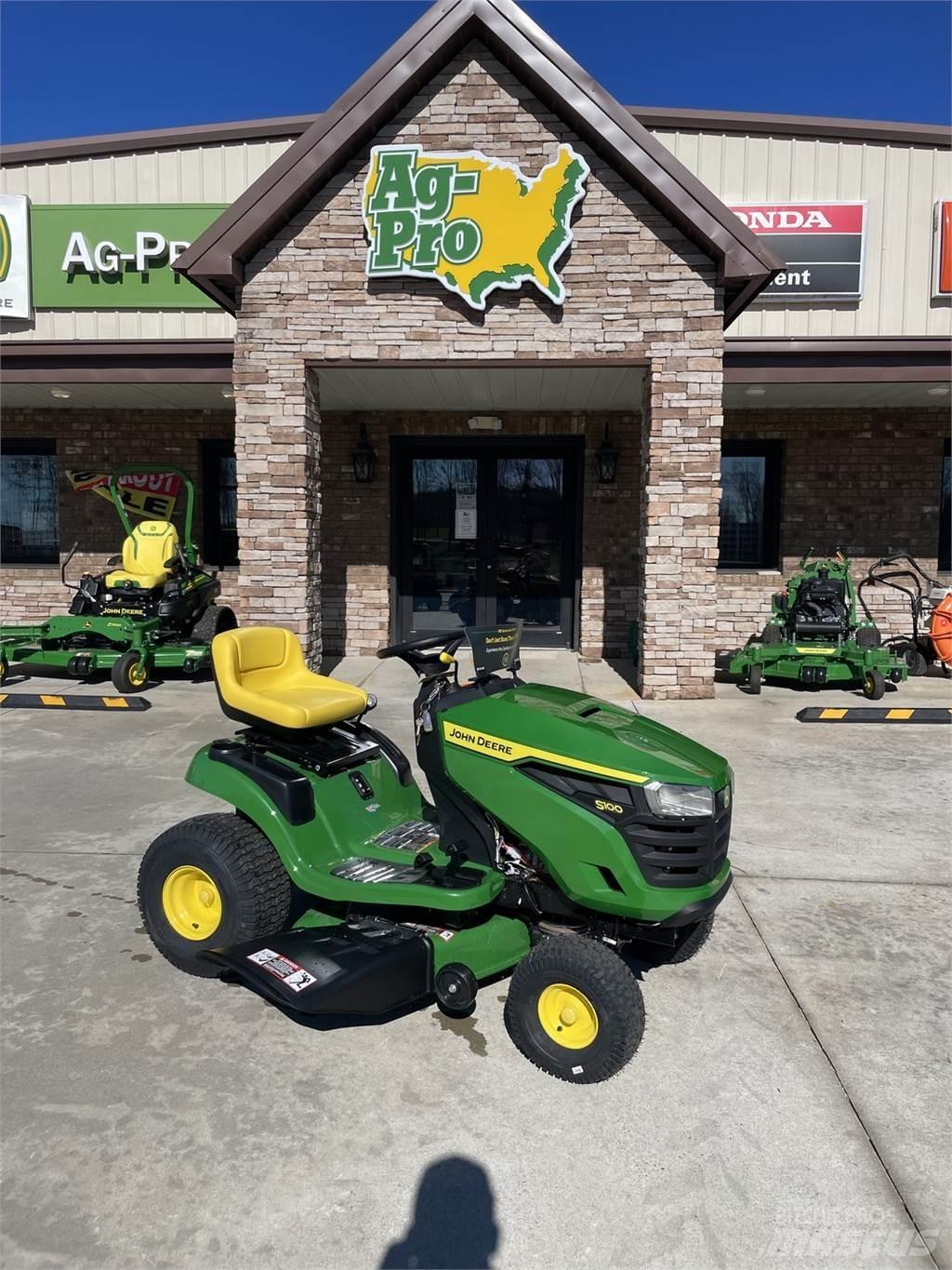 John Deere S100 Åkgräsklippare