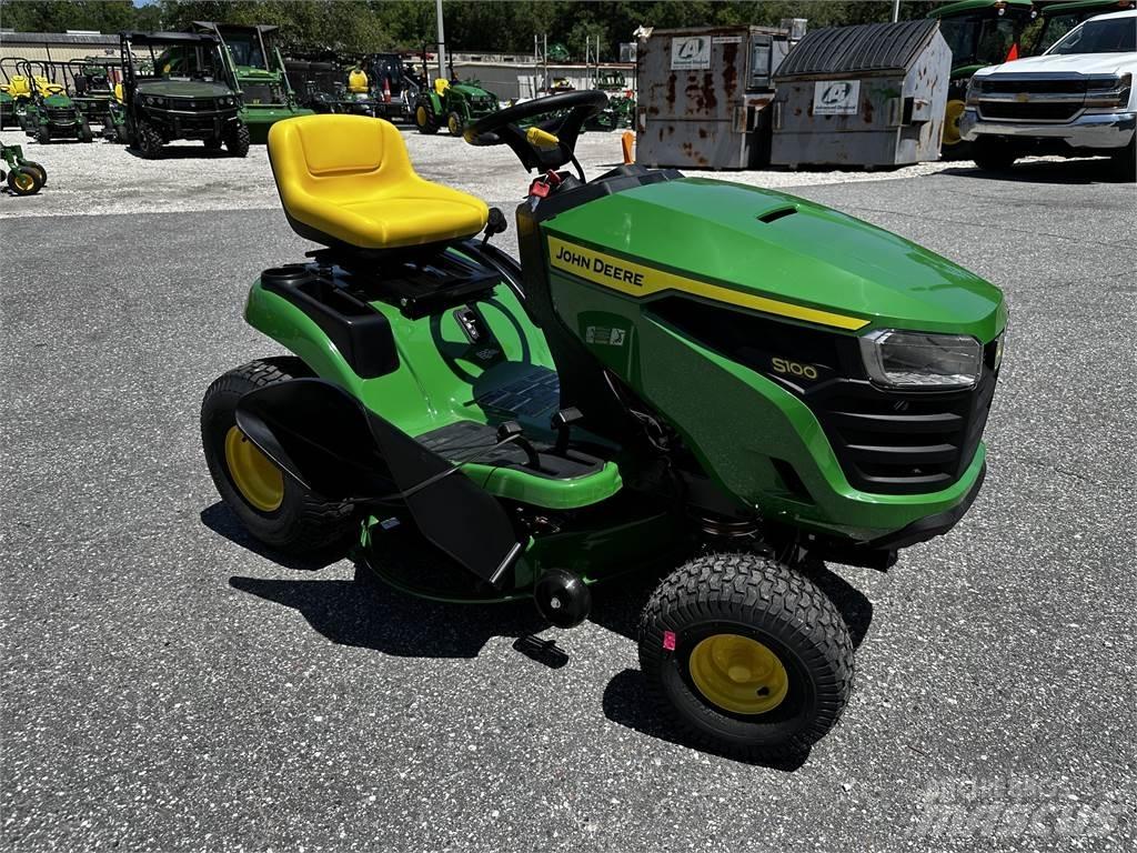 John Deere S100 Åkgräsklippare