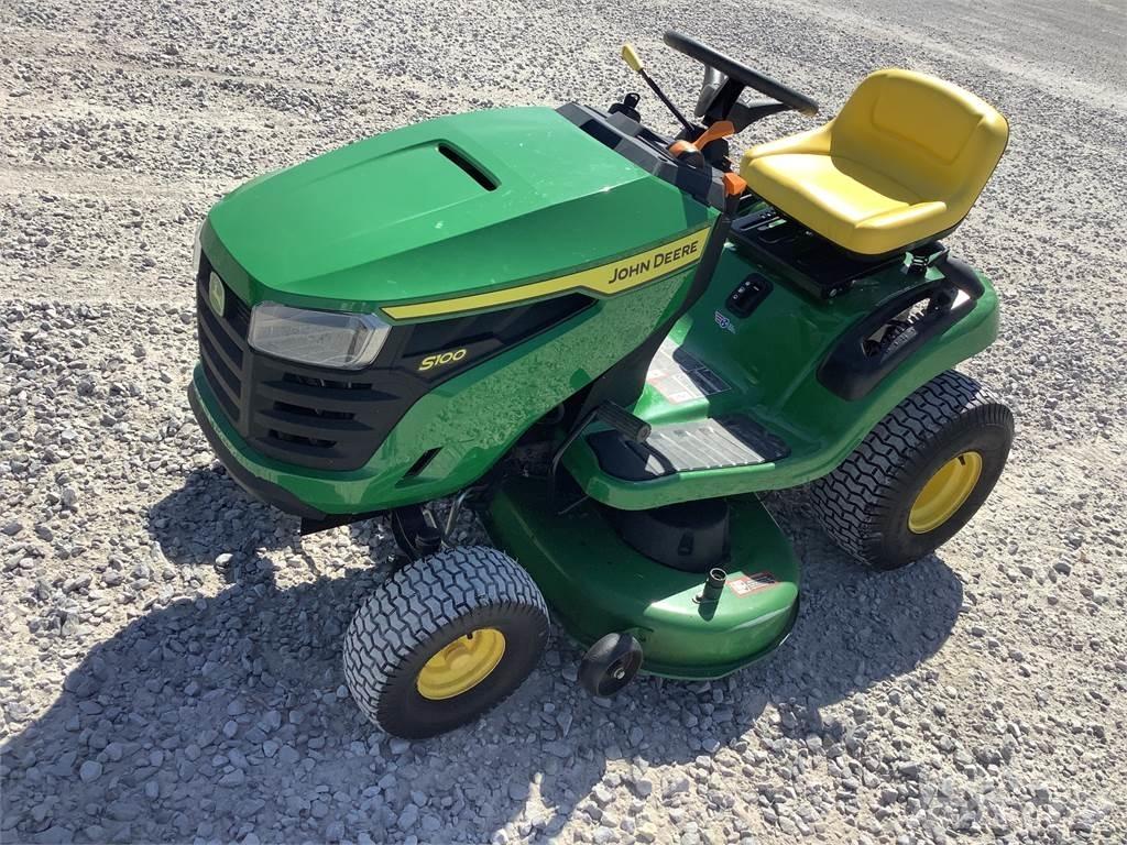 John Deere S100 Åkgräsklippare