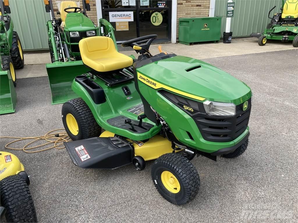 John Deere S100 Åkgräsklippare