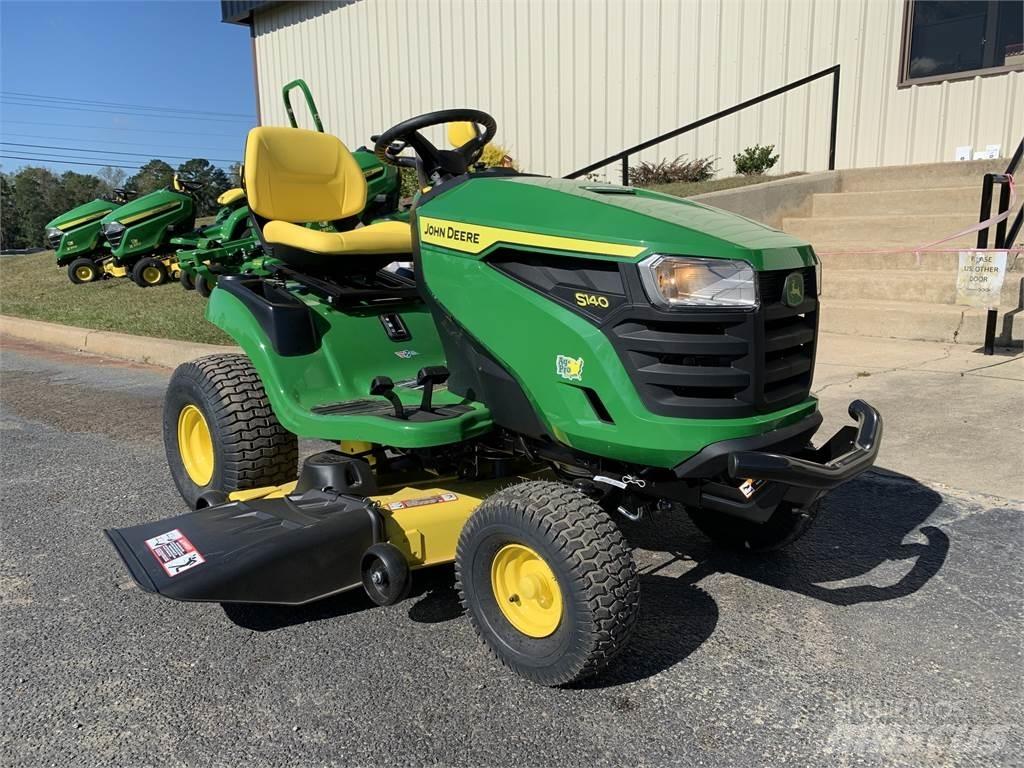 John Deere S140 Åkgräsklippare