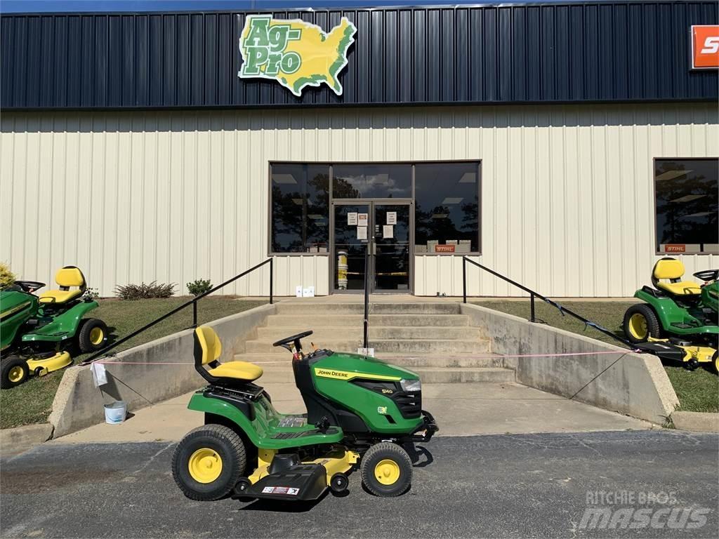 John Deere S140 Åkgräsklippare